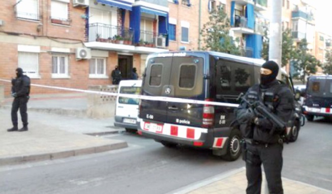 Des Marocains parmi une dizaine de présumés jihadistes appréhendés en Espagne Des Marocains parmi une dizaine de présumés jihadistes appréhendés en Espagne