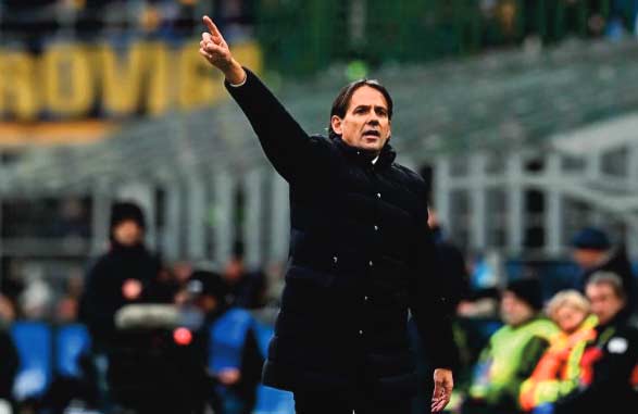 Calcio : L'Inter Milan champion d'hiver dans la douleur Calcio : L'Inter Milan champion d'hiver dans la douleur
