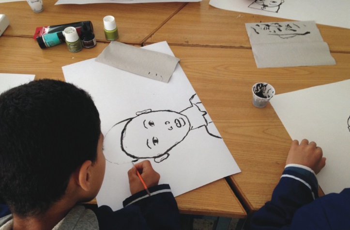 Rencontre et atelier à la médiathèque de l'Institut Français d'Agadir avec une classe de l'école publique Soukaina Bent El Houssine. PH.Archives Rencontre et atelier à la médiathèque de l'Institut Français d'Agadir avec une classe de l'école publique Soukaina Bent El Houssine. PH.Archives