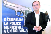 Fichage des élèves immigrés: Ce que risque Robert Ménard ? Fichage des élèves immigrés: Ce que risque Robert Ménard ?
