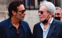 La justice mandate un médecin pour évaluer l'état de santé d'Alain Delon La justice mandate un médecin pour évaluer l'état de santé d'Alain Delon