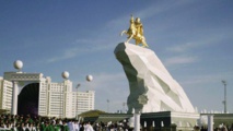 Insolite : Statue présidentielle Insolite : Statue présidentielle