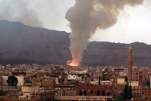 La coalition poursuit ses raids contre les rebelles chiites à Sanaa La coalition poursuit ses raids contre les rebelles chiites à Sanaa
