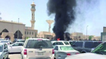 L'EI revendique l’attaque suicide devant une mosquée chiite à Dammam en Arabie Saoudite L'EI revendique l’attaque suicide devant une mosquée chiite à Dammam en Arabie Saoudite