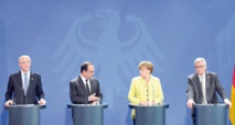 La Troïka, Merkel et Hollande réunis autour de la Grèce à Berlin La Troïka, Merkel et Hollande réunis autour de la Grèce à Berlin