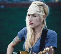 Insolite : Les misères de Sarah Blackwood Insolite : Les misères de Sarah Blackwood