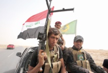 Bagdad sur plusieurs fronts contre l'EI, en attendant les renforts américains Bagdad sur plusieurs fronts contre l'EI, en attendant les renforts américains