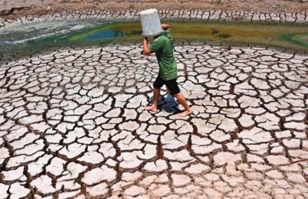 Dans le delta du Mékong, des agriculteurs démunis en quête d'eau douce Dans le delta du Mékong, des agriculteurs démunis en quête d'eau douce