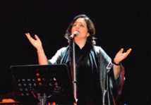 Nabyla Maan offre un spectacle haut en couleur à Agadir Nabyla Maan offre un spectacle haut en couleur à Agadir