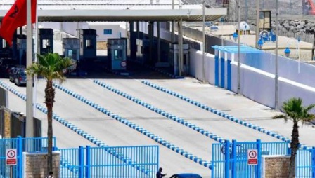 Bab Sebta: Mise en échec d'une opération de trafic de smartphones d'une valeur de plus de 530.000 dirhams Bab Sebta: Mise en échec d'une opération de trafic de smartphones d'une valeur de plus de 530.000 dirhams