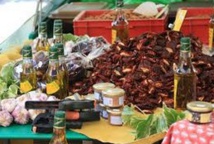 Pour faciliter l'accès des produits du terroir au marché national Pour faciliter l'accès des produits du terroir au marché national