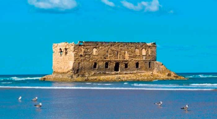 Meeting en commémoration du 66 ème anniversaire de la récupération de Tarfaya Meeting en commémoration du 66 ème anniversaire de la récupération de Tarfaya