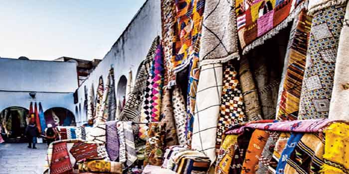 Immersion au coeur du souk Dlala des Habous