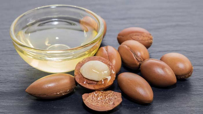 Huile d'argan marocaine : vedette culinaire et cosmétique du SIAM Huile d'argan marocaine : vedette culinaire et cosmétique du SIAM