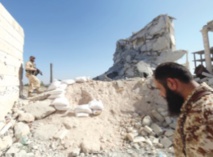 La coalition dirigée par les Etats-Unis intensifie ses frappes contre le fief de l'EI en Syrie La coalition dirigée par les Etats-Unis intensifie ses frappes contre le fief de l'EI en Syrie