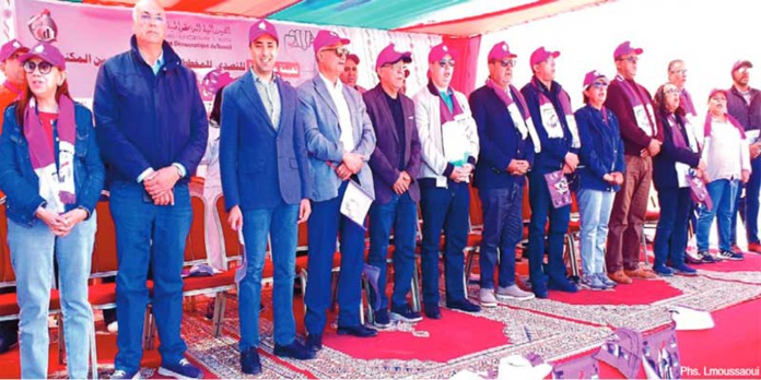 Le gouvernement a dénaturé le dialogue social en le liant à des dossiers cruciaux portant par là atteinte aux intérêts de la classe ouvrière Le gouvernement a dénaturé le dialogue social en le liant à des dossiers cruciaux portant par là atteinte aux intérêts de la classe ouvrière