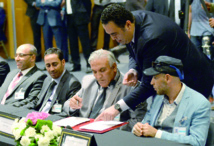 Accord de paix en Libye signé sans le Parlement de Tripoli Accord de paix en Libye signé sans le Parlement de Tripoli