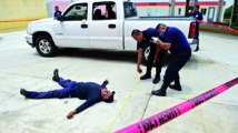 La police mexicaine s'entraîne dans un décor hollywoodien La police mexicaine s'entraîne dans un décor hollywoodien