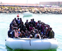 Des migrants périssent dans le naufrage d'un bateau pneumatique au large des côtes libyennes Des migrants périssent dans le naufrage d'un bateau pneumatique au large des côtes libyennes