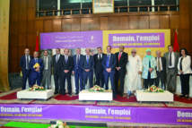 Présentation de l’enquête de veille sur le marché de l’emploi et identification des besoins en recrutement Présentation de l’enquête de veille sur le marché de l’emploi et identification des besoins en recrutement