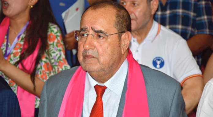 Driss Lachguar : Les plaignants ont le droit de porter plainte et moi j'ai le droit de me défendre, car je suis un citoyen comme les autres Driss Lachguar : Les plaignants ont le droit de porter plainte et moi j'ai le droit de me défendre, car je suis un citoyen comme les autres