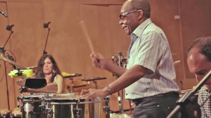 Anfa Latina : “Los Van Van” conquièrent le public casablancais à coup de salsa, songo et timba Anfa Latina : “Los Van Van” conquièrent le public casablancais à coup de salsa, songo et timba