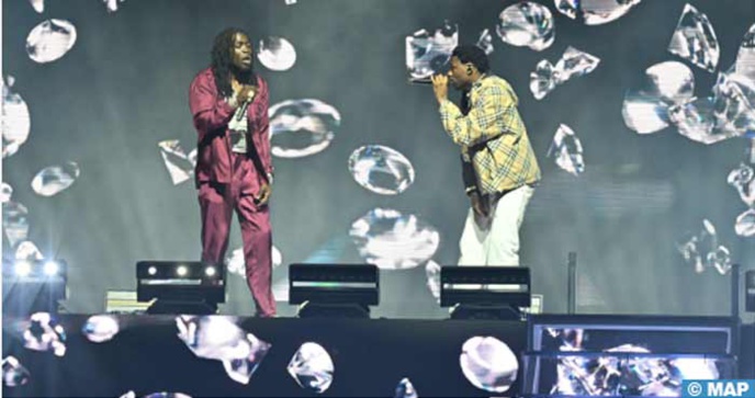 SCH, Gazo et Tiakola transforment la scène OLM Souissi en une véritable arène du rap SCH, Gazo et Tiakola transforment la scène OLM Souissi en une véritable arène du rap