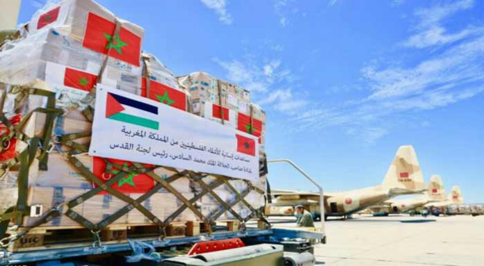 Début de l’opération de distribution des aides médicales acheminées aux Palestiniens de Gaza Début de l’opération de distribution des aides médicales acheminées aux Palestiniens de Gaza