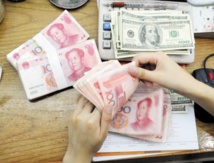 La Chine accentue la dévaluation de sa monnaie face au dollar La Chine accentue la dévaluation de sa monnaie face au dollar