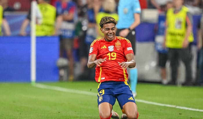 Euro-2024. Lamine Yamal : Je ne sais pas si c'est le plus beau but du tournoi, mais pour moi, c'est le plus spécial Euro-2024. Lamine Yamal : Je ne sais pas si c'est le plus beau but du tournoi, mais pour moi, c'est le plus spécial