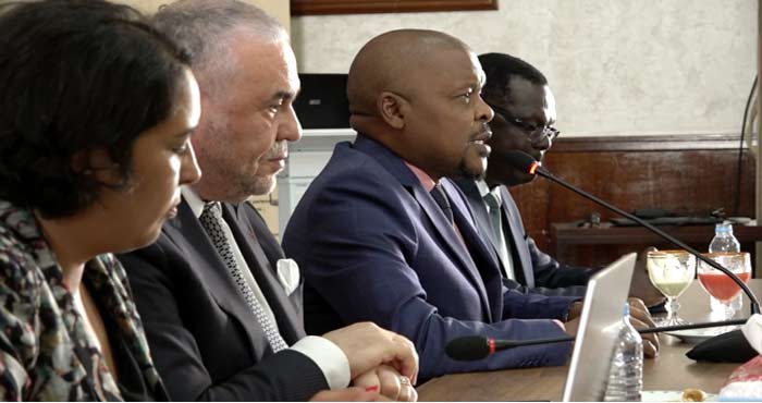 Casablanca : La coopération économique au centre d'une rencontre entre hommes d'affaires marocains et ougandais Casablanca : La coopération économique au centre d'une rencontre entre hommes d'affaires marocains et ougandais
