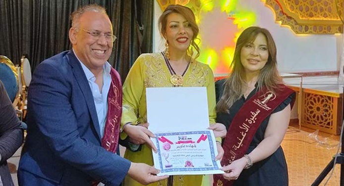 9e édition du Festival international de la jeunesse créative: Un hommage appuyé à la plasticienne SoumiaIdrissi Alami 9e édition du Festival international de la jeunesse créative: Un hommage appuyé à la plasticienne SoumiaIdrissi Alami