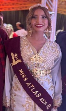 9e édition du Festival international de la jeunesse créative: Un hommage appuyé à la plasticienne SoumiaIdrissi Alami 9e édition du Festival international de la jeunesse créative: Un hommage appuyé à la plasticienne SoumiaIdrissi Alami