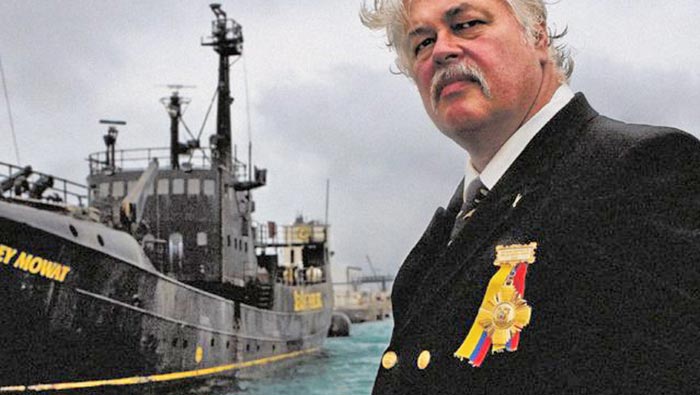 Paul Watson. L'éco-pirate qui fait des vagues Paul Watson. L'éco-pirate qui fait des vagues