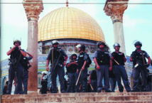 Violents affrontements sur l'Esplanade des Mosquées Violents affrontements sur l'Esplanade des Mosquées