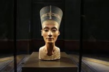 A la recherche de la tombe de Néfertiti