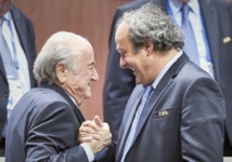 La commission d'éthique de la Fifa appelée à enquêter sur Blatter et Platini La commission d'éthique de la Fifa appelée à enquêter sur Blatter et Platini