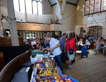 Le café de la récup ou comment Adam Smith lutte contre le gaspillage alimentaire Le café de la récup ou comment Adam Smith lutte contre le gaspillage alimentaire