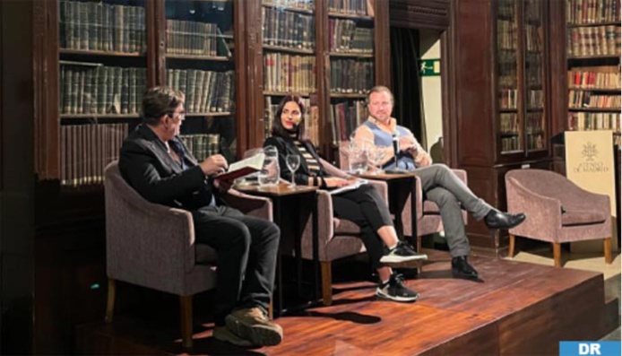 L'écrivain hispano-marocain Bentría présente à Madrid son ouvrage "Petite déclaration d'absences" L'écrivain hispano-marocain Bentría présente à Madrid son ouvrage "Petite déclaration d'absences"