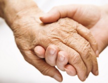 Permettre aux personnes âgées de continuer à jouer un rôle actif dans la société Permettre aux personnes âgées de continuer à jouer un rôle actif dans la société