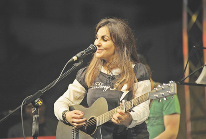 Saida Fikri chante pour le Sahara marocain Saida Fikri chante pour le Sahara marocain