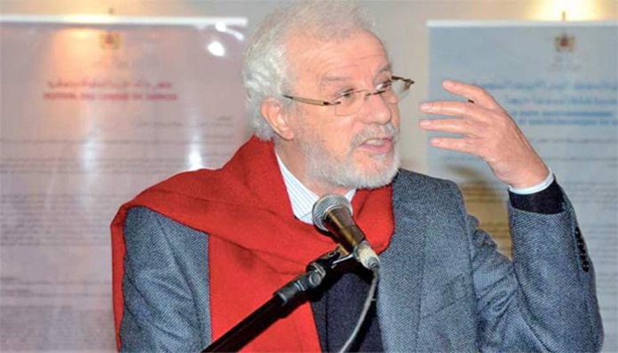 Hommage au poète marocain Mohammed Bennis au Festival Al-Jawahiri à Bagdad Hommage au poète marocain Mohammed Bennis au Festival Al-Jawahiri à Bagdad