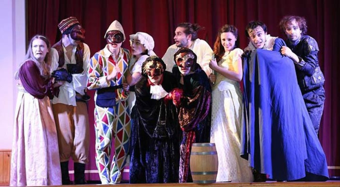 Entre histoire et fantaisie, la pièce «S’era Amor si scoprirà» séduit un public jeune Entre histoire et fantaisie, la pièce «S’era Amor si scoprirà» séduit un public jeune