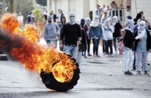 La flambée de violence entre Palestiniens et Israéliens s’intensifie La flambée de violence entre Palestiniens et Israéliens s’intensifie