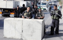 Mahmoud Abbas soutient "un mouvement pacifique" et affirme "le droit à se défendre contre l'occupation israélienne" Mahmoud Abbas soutient "un mouvement pacifique" et affirme "le droit à se défendre contre l'occupation israélienne"