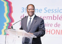 Alassane Ouattara, un président économiste à la main de fer Alassane Ouattara, un président économiste à la main de fer