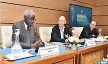 Les défis actuels imposent l'adoption d'un "universalisme global" respectueux de la diversité culturelle Les défis actuels imposent l'adoption d'un "universalisme global" respectueux de la diversité culturelle