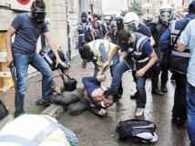 35 arrestations lors d'un nouveau coup de filet en Turquie 35 arrestations lors d'un nouveau coup de filet en Turquie