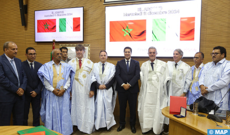 Accord de jumelage entre la commune d'El Argoub et la ville italienne de Vasto Accord de jumelage entre la commune d'El Argoub et la ville italienne de Vasto