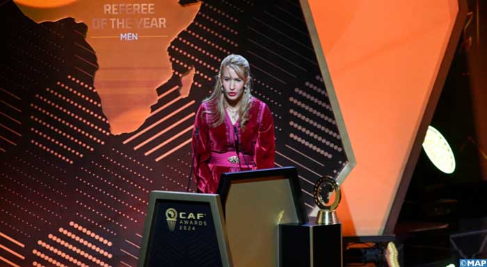 Bouchra Karboubi, la consécration du "sifflet national au féminin" ! Bouchra Karboubi, la consécration du "sifflet national au féminin" !